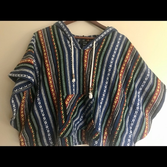 Boho cropped poncho - Picture 2 of 4